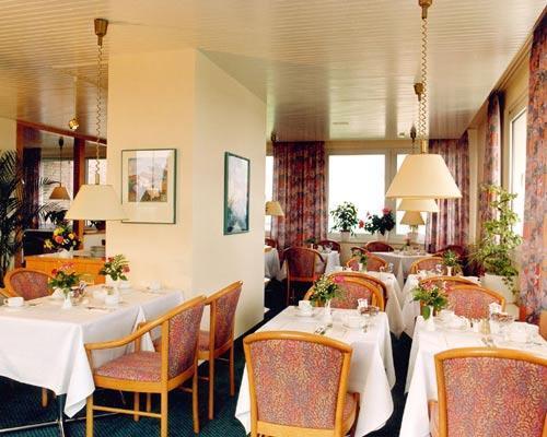 Garden Hotel Krefeld Restaurant photo